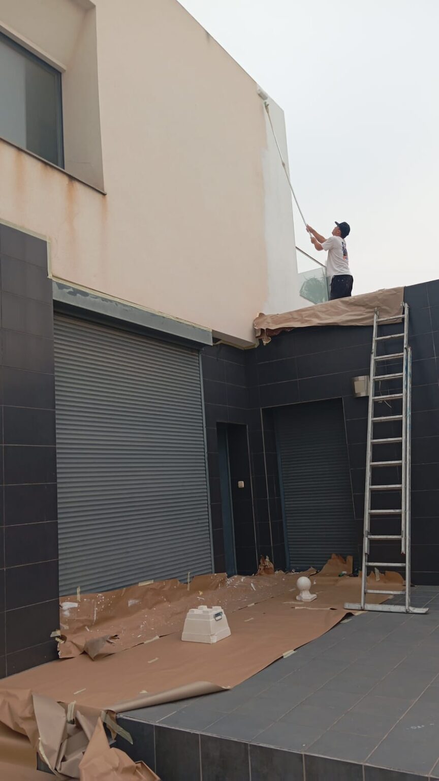 Reparación de filtraciones e impermeabilización técnica de tejados en Orihuela Costa